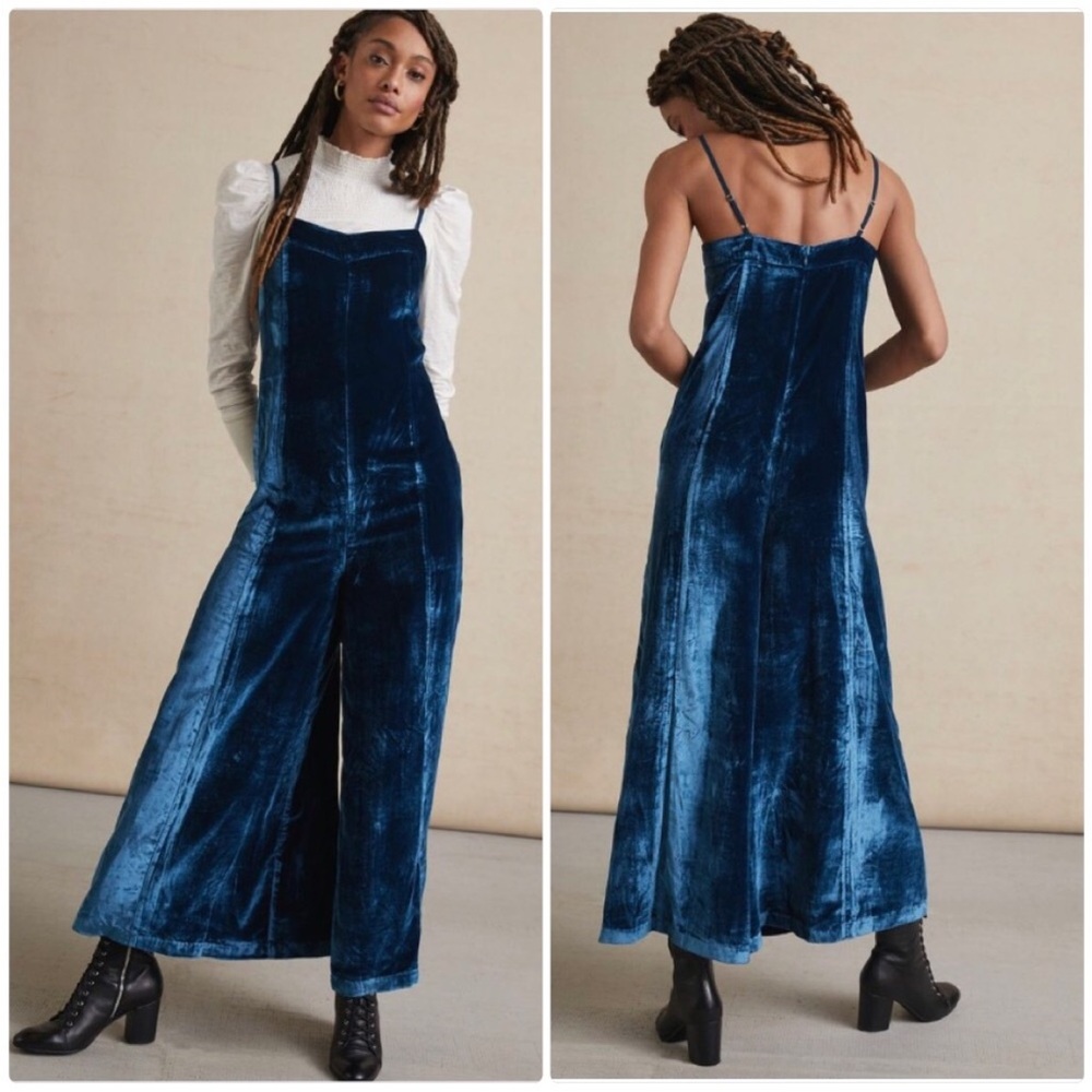 ANTHROPOLOGIE MAEVE ANDROMEDA VELVET BLUE JUMPSUIT